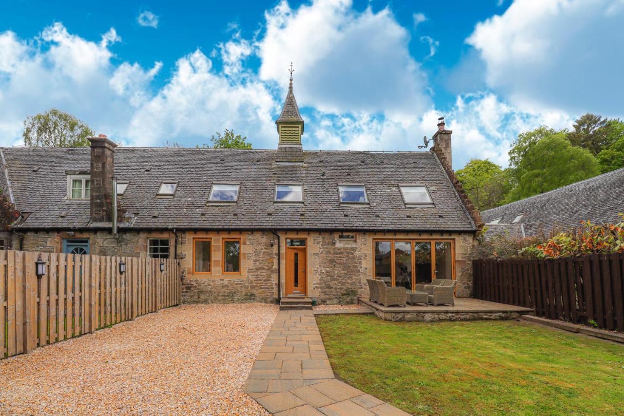 Fantastic Cottage In Loch Lomond National Park Alexandria Eksteriør billede